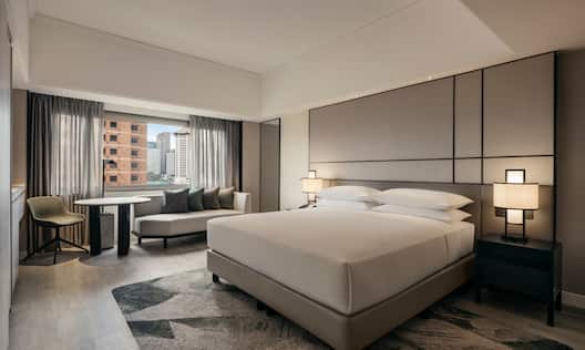 Guest room at Hilton Singapore Orchard